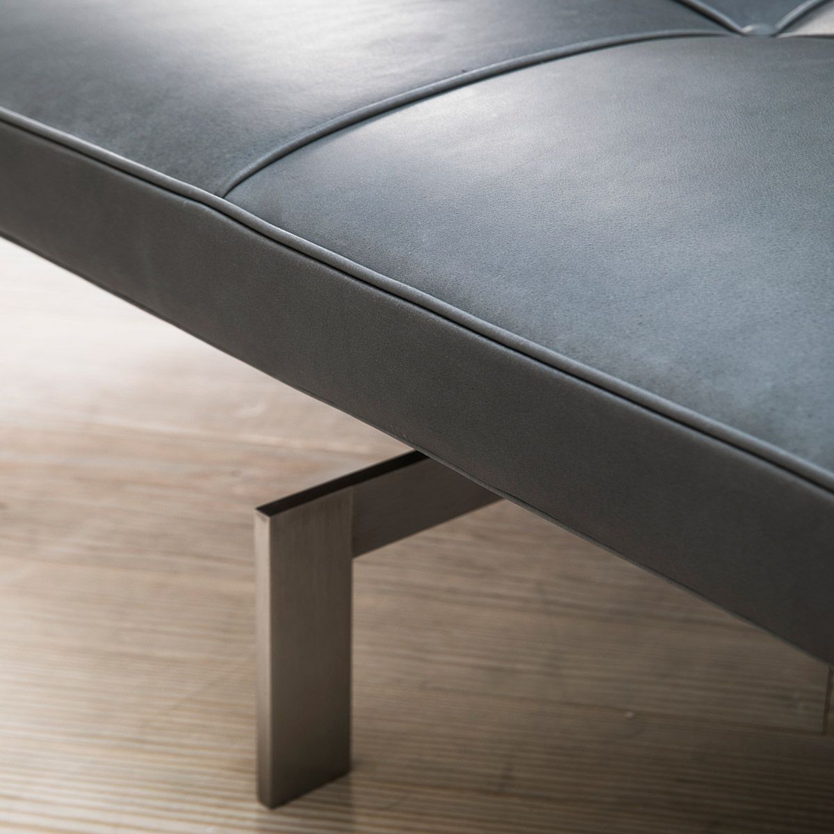 Diván PK80 Concrete - Fritz Hansen