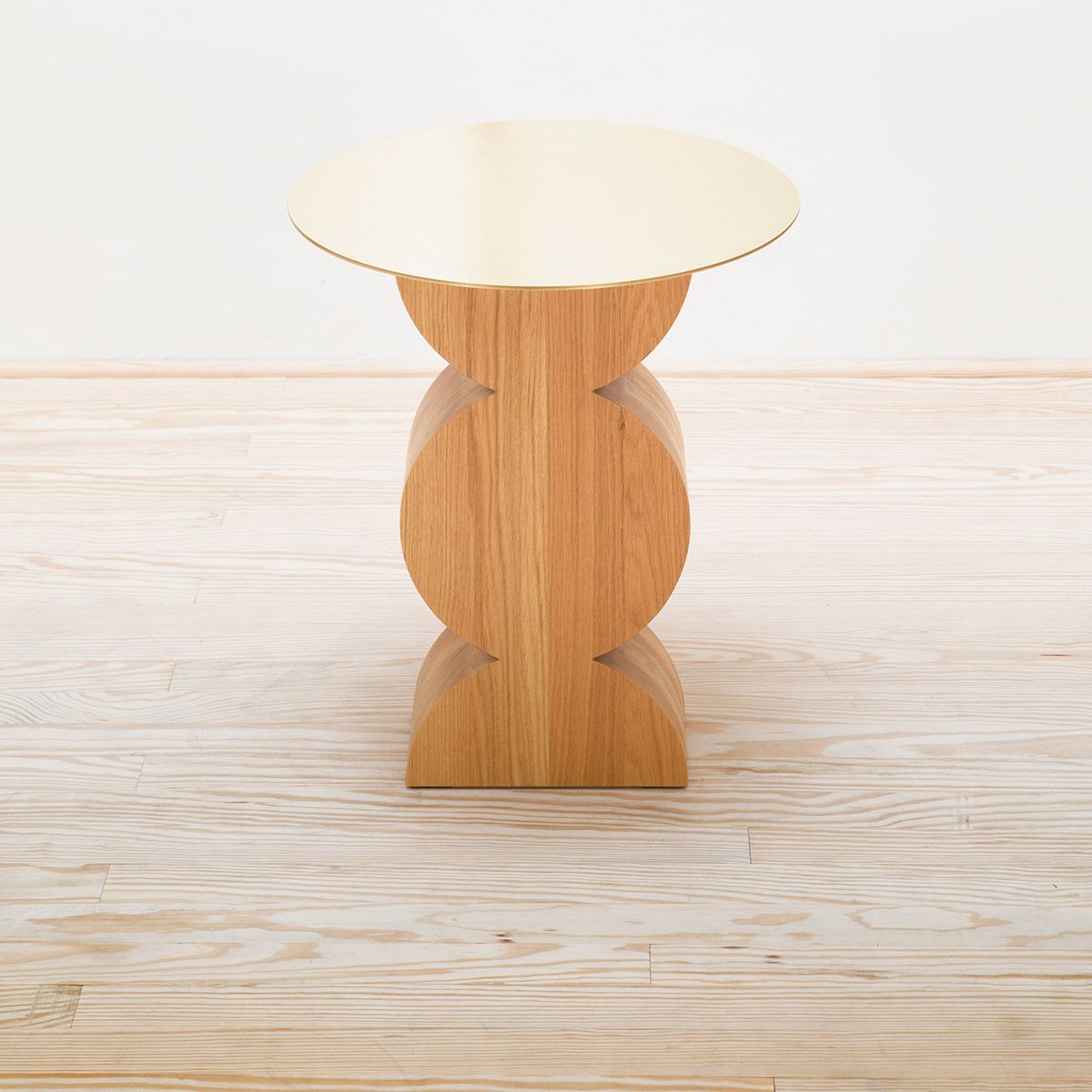 Mesa auxiliar Constantin - Cassina Mesa auxiliar Constantin - Cassina