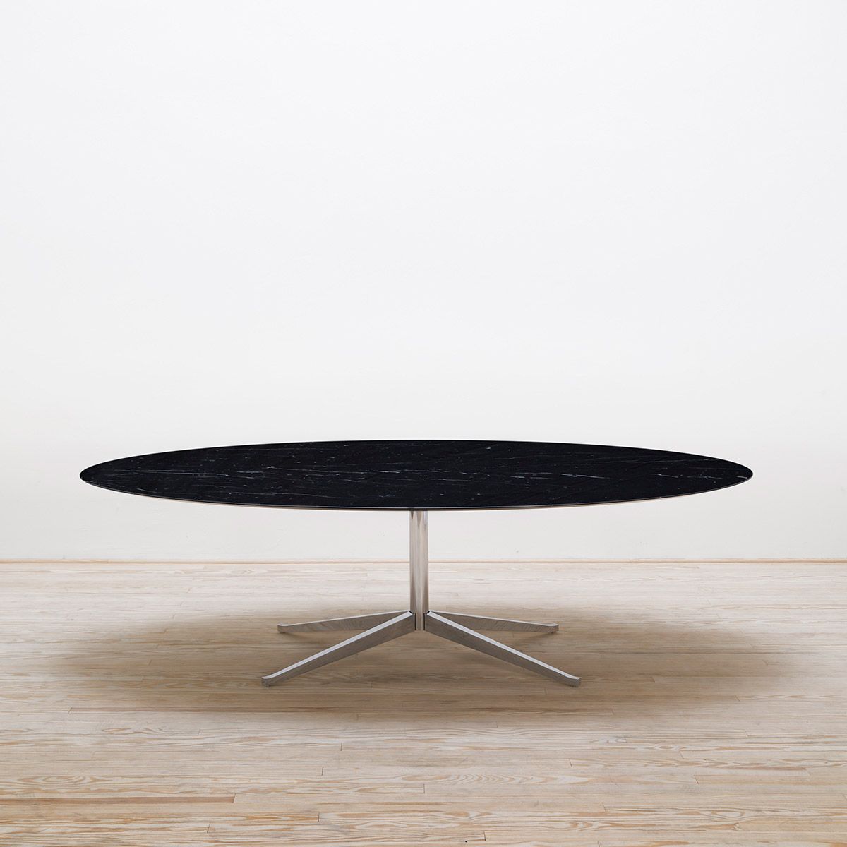 Mesa Florence Knoll oval - Knoll