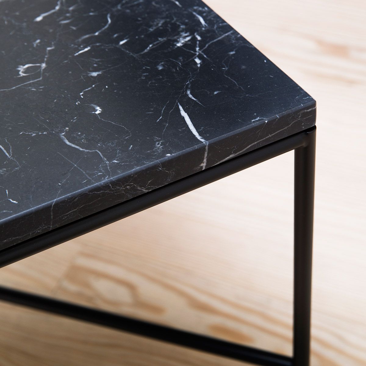 Mesa auxiliar Planner Charcoal - Fritz Hansen