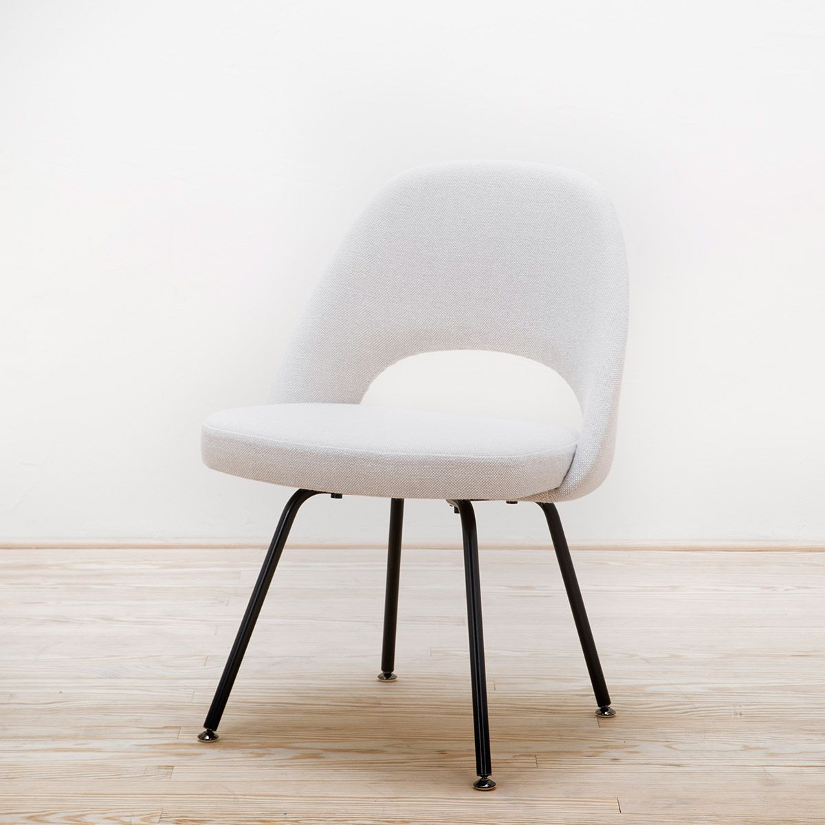 Silla Saarinen Conference - Knoll