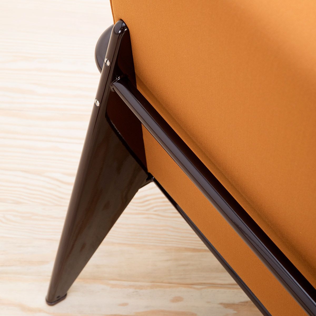 Butaca Fauteuil de Salon Coñac – Vitra