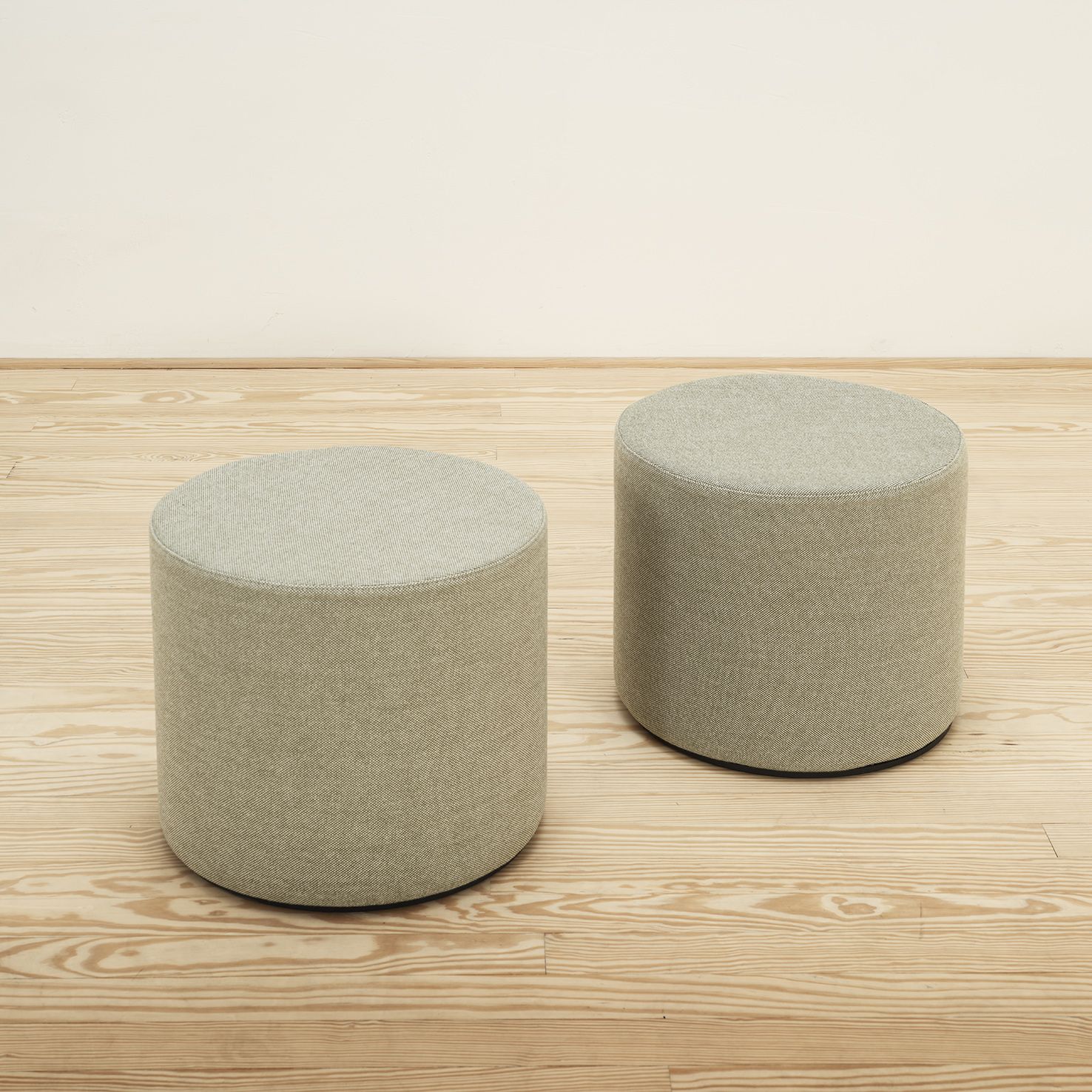 Taburete Visiona Stool Marfil – Vitra