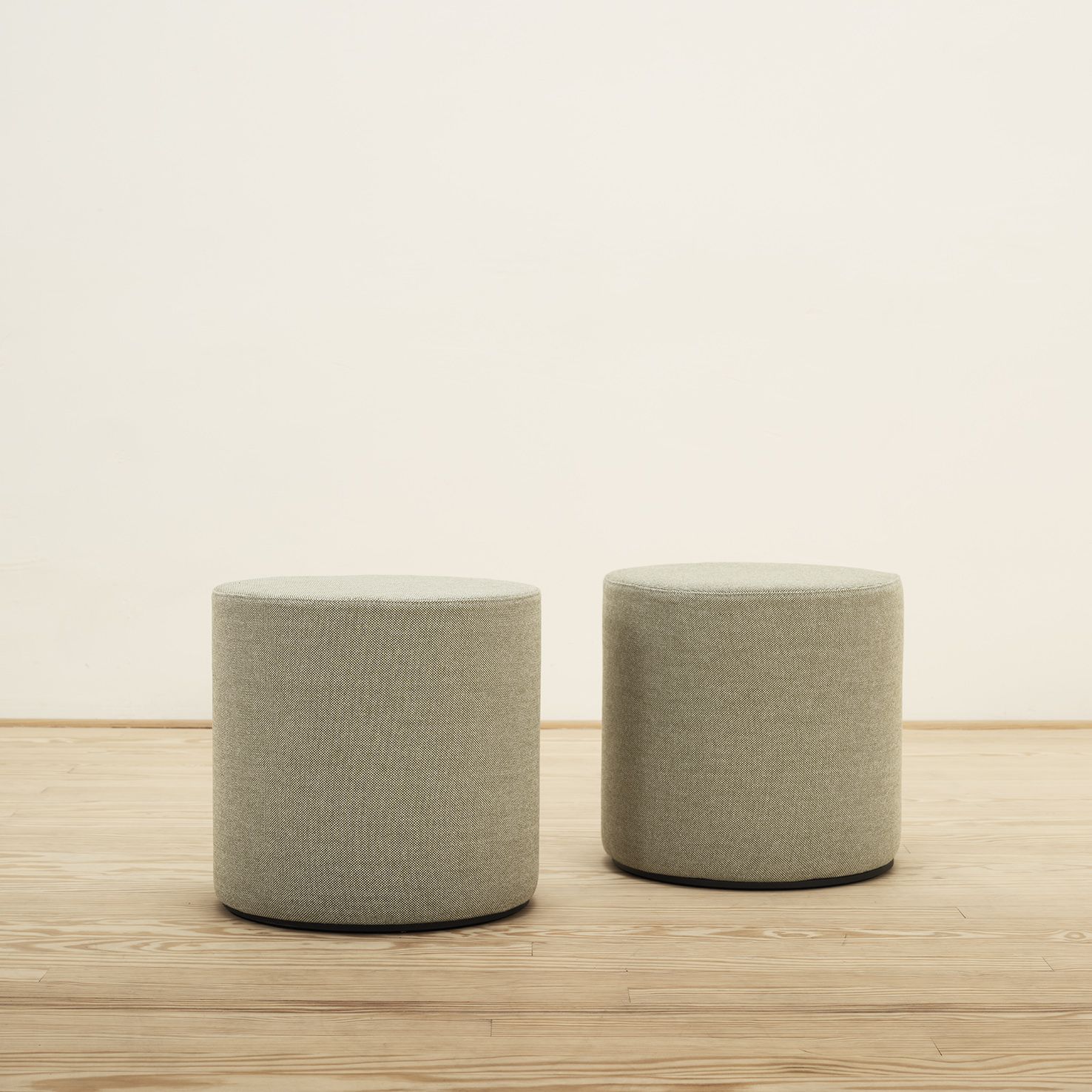 Taburete Visiona Stool Marfil – Vitra