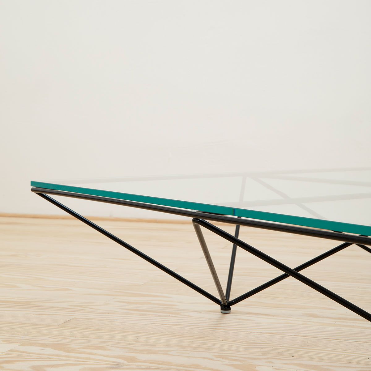 Mesa auxiliar Alanda '18 Vidrio transparente 180 cm - B&B Italia Mesa auxiliar Alanda '18 Vidrio transparente 180 cm - B&B Italia