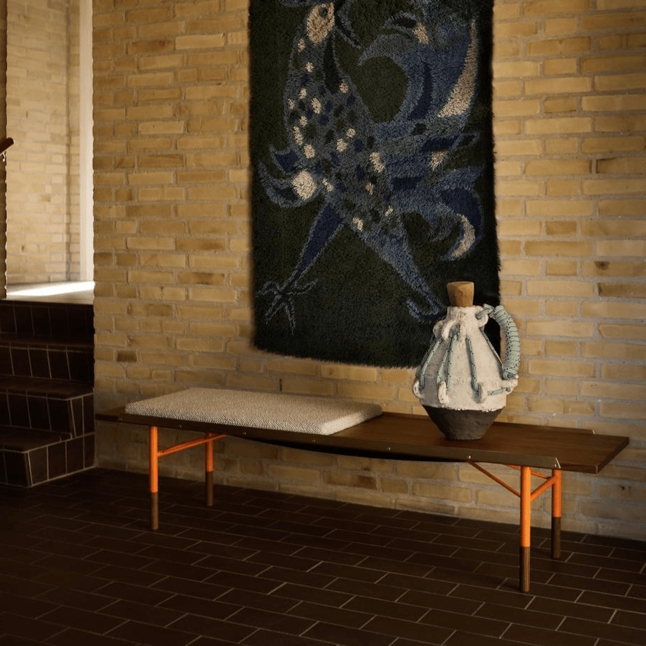 Banco Bench Brass 225 Nogal / Naranja - OneCollection