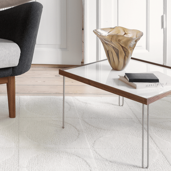 Mesa auxiliar Tray Table Laminada – OneCollection