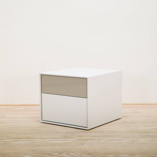 Mesa auxiliar Dado Blanco perla - B&B Italia
