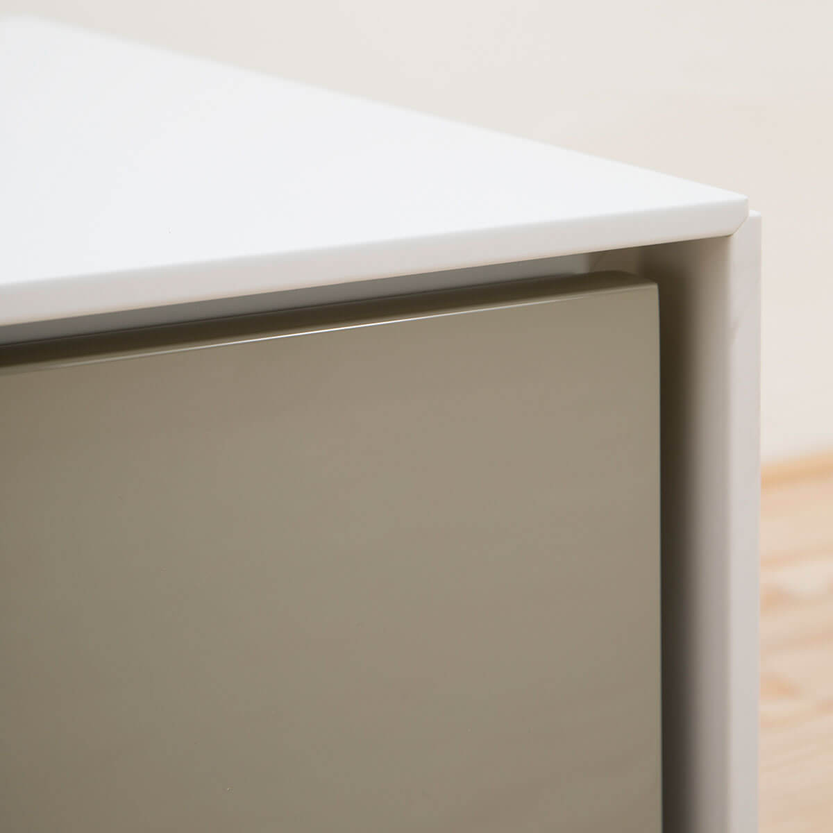 Mesa auxiliar Dado Blanco perla - B&B Italia
