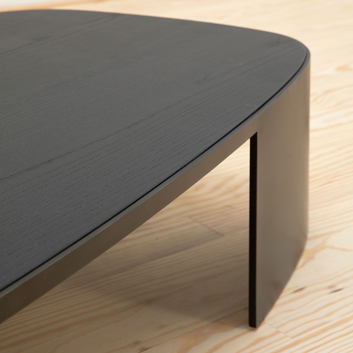 Mesa auxiliar Koishi - Poliform