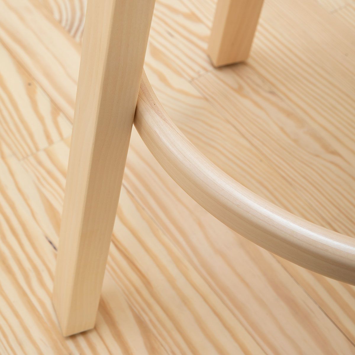 Taburete Bar Stool 64 Linóleo - Artek