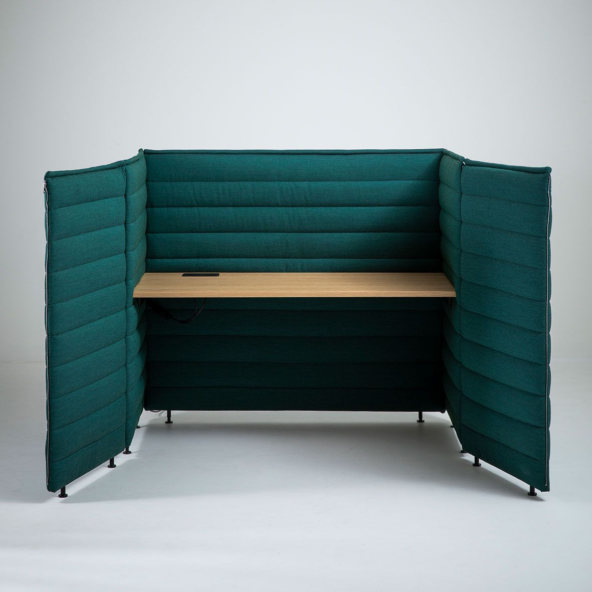 Mesa Alcove Plus Desk Large - Vitra