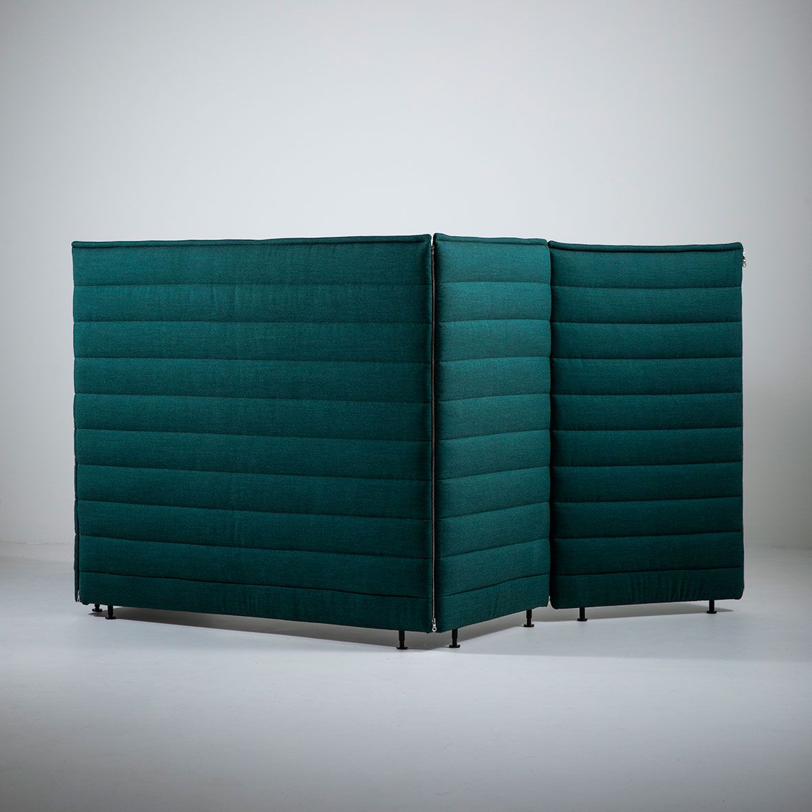 Mesa Alcove Plus Desk Large - Vitra