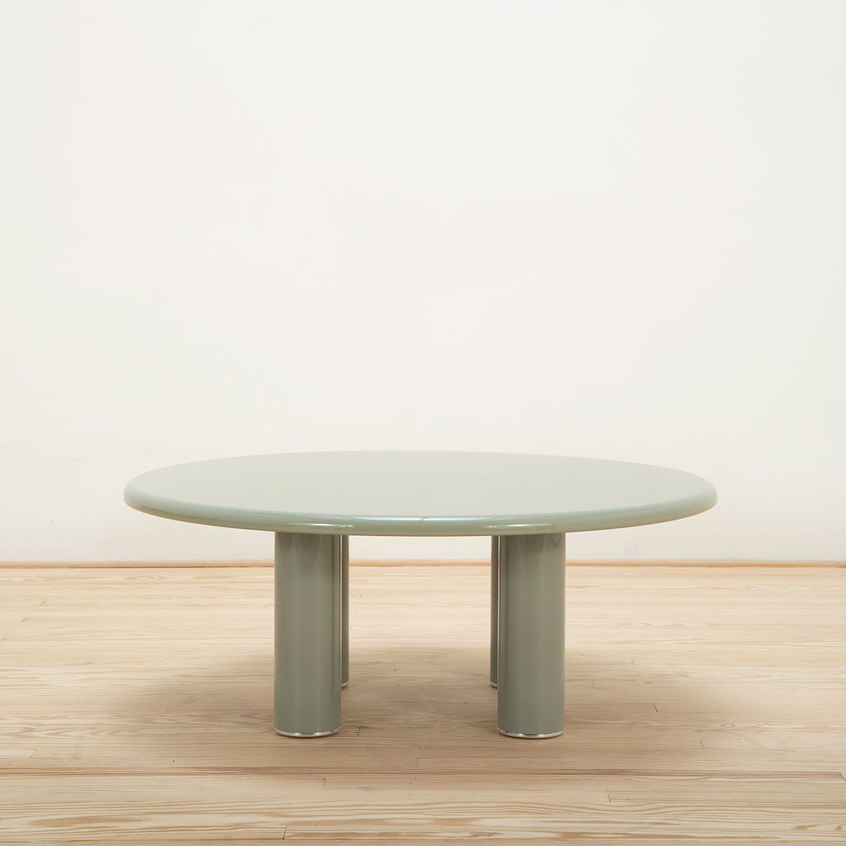 Mesa auxiliar Smalto - Knoll