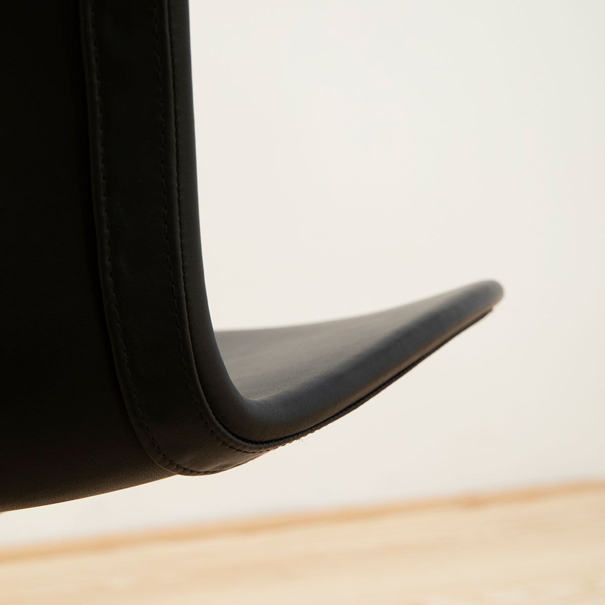 Silla PK9 Grace - Fritz Hansen Silla PK9 Grace - Fritz Hansen