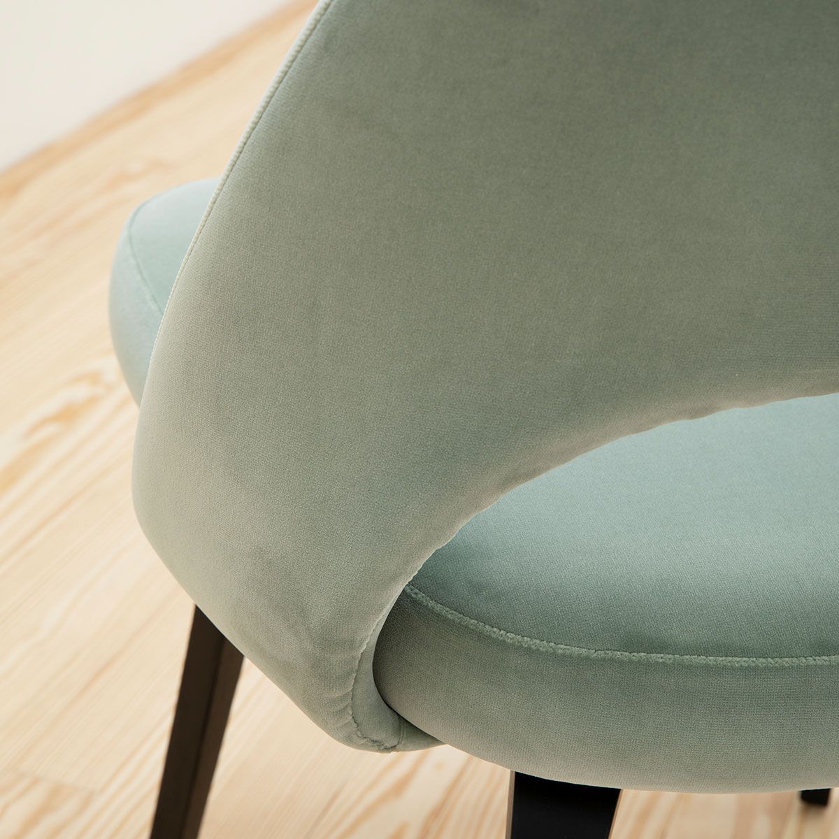 Silla Saarinen Conference Roble - Knoll