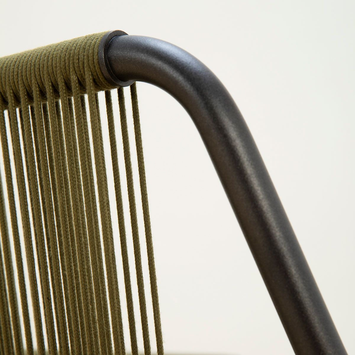 Sillón Harp 359 Oliva - Roda