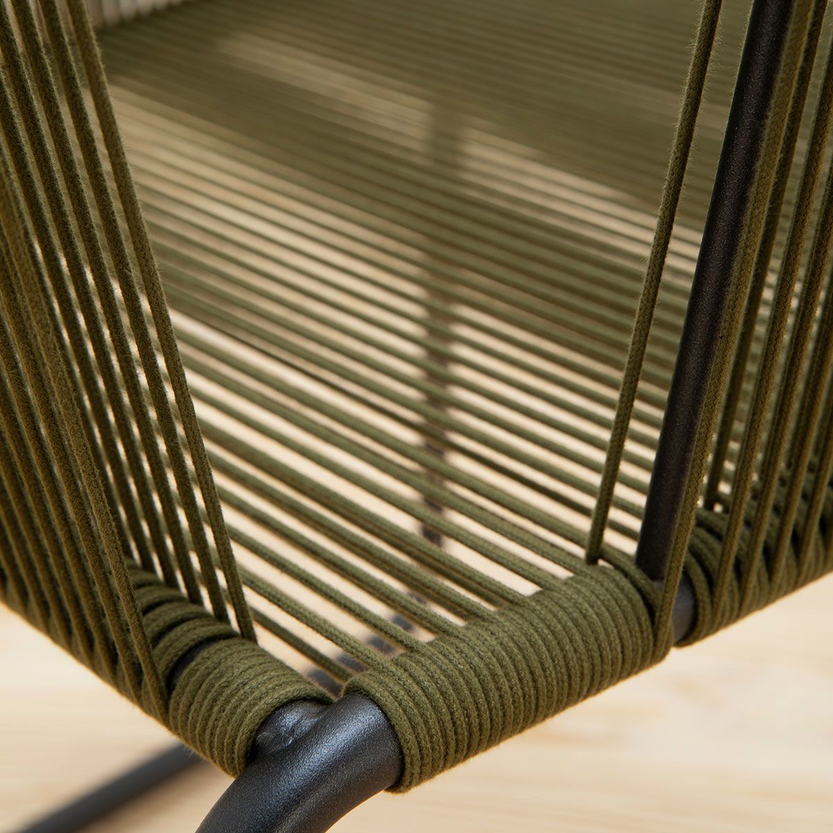 Sillón Harp 359 Oliva - Roda