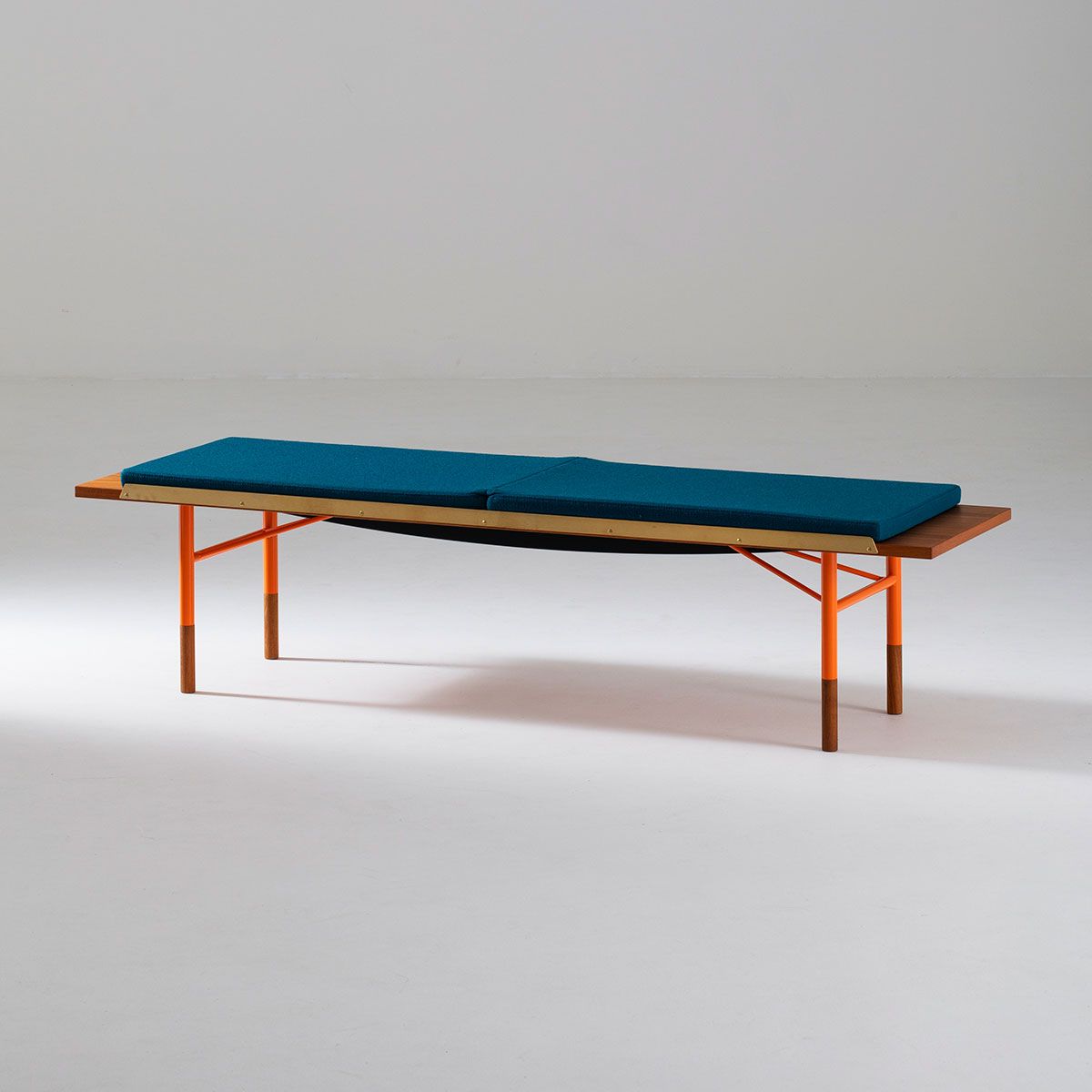 Banco Bench Brass 170 Teca - OneCollection
