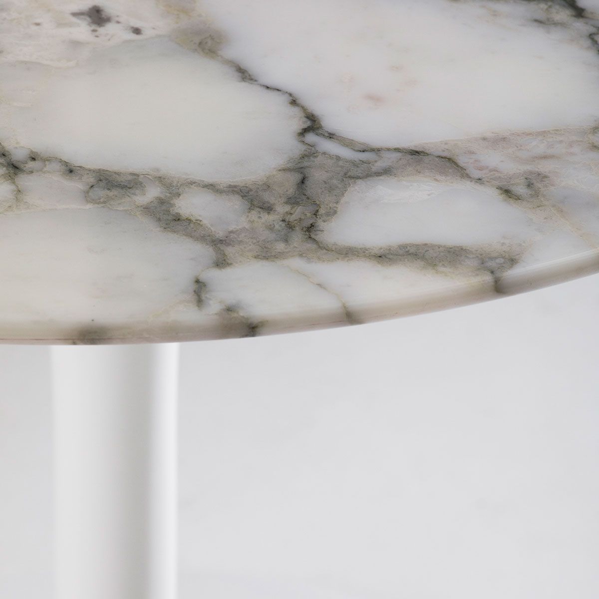 Mesa Tulip Saarinen Coffee 51 Arabescato - Knoll