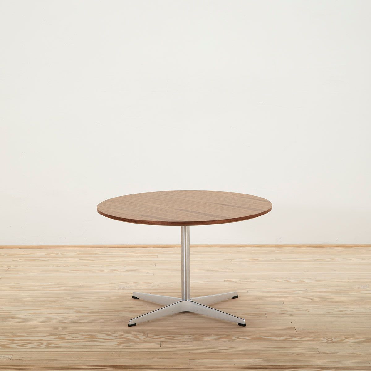 Mesa auxiliar Circular - Fritz Hansen