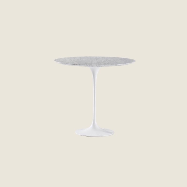 Mesa auxiliar Tulip Saarinen Oval - Knoll