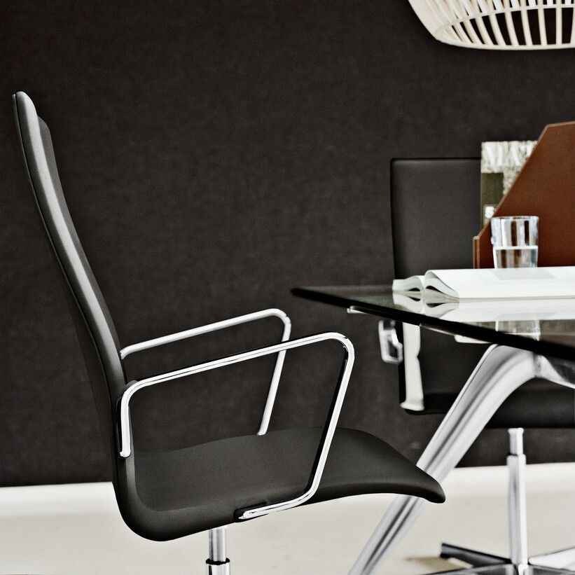 Sillón Oxford Regulable con ruedas Negro - Fritz Hansen