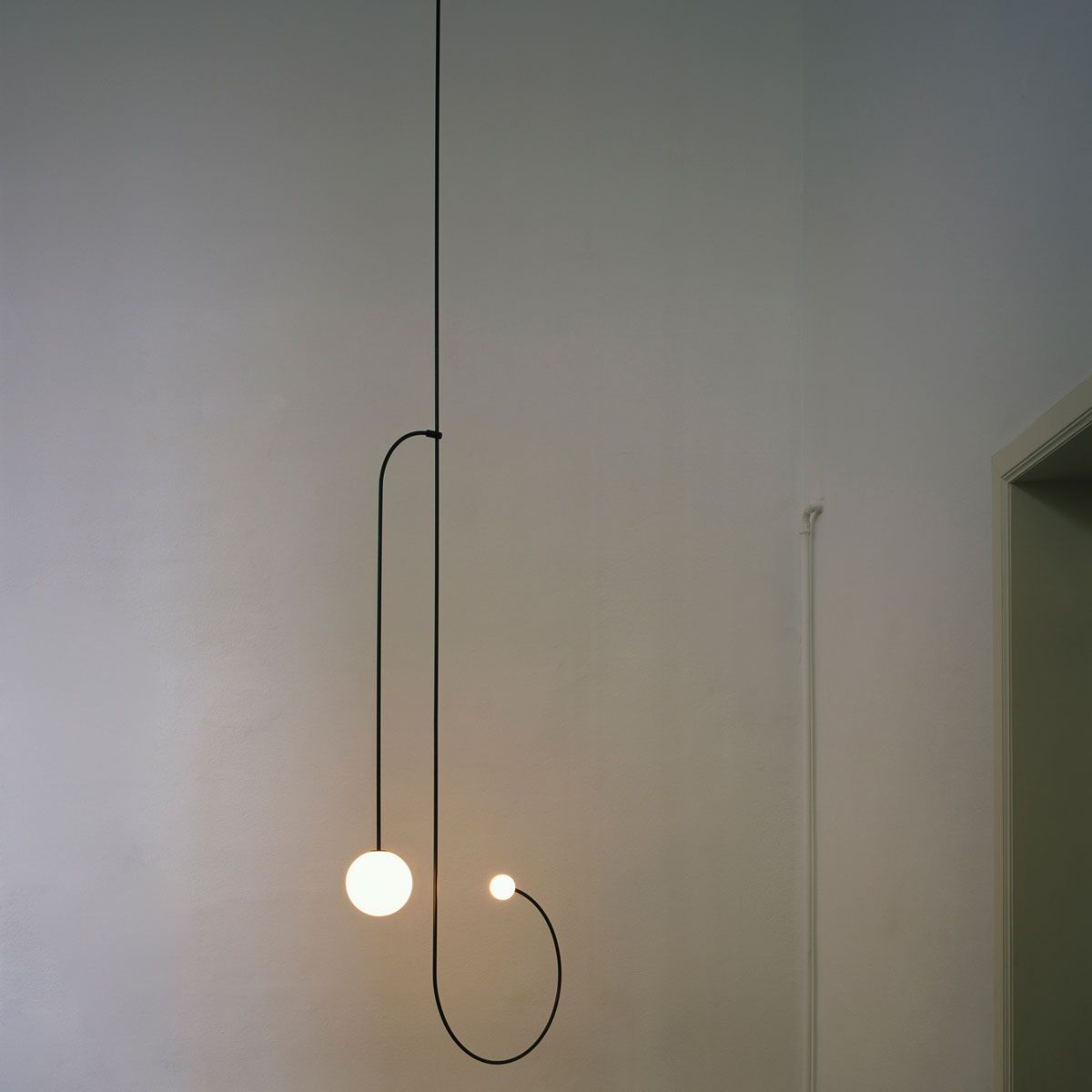 Lámpara Mobile Chandelier 11 - Michael Anastassiades Lámpara Mobile Chandelier 11 - Michael Anastassiades
