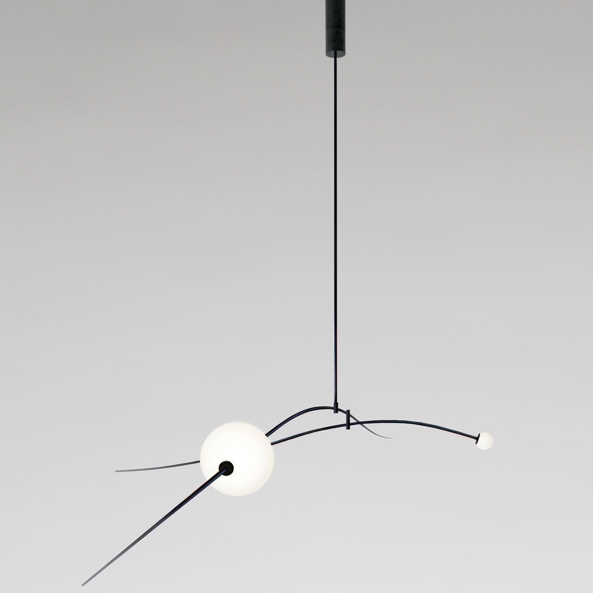 Lámpara Mobile Chandelier 16 - Michael Anastassiades Lámpara Mobile Chandelier 16 - Michael Anastassiades
