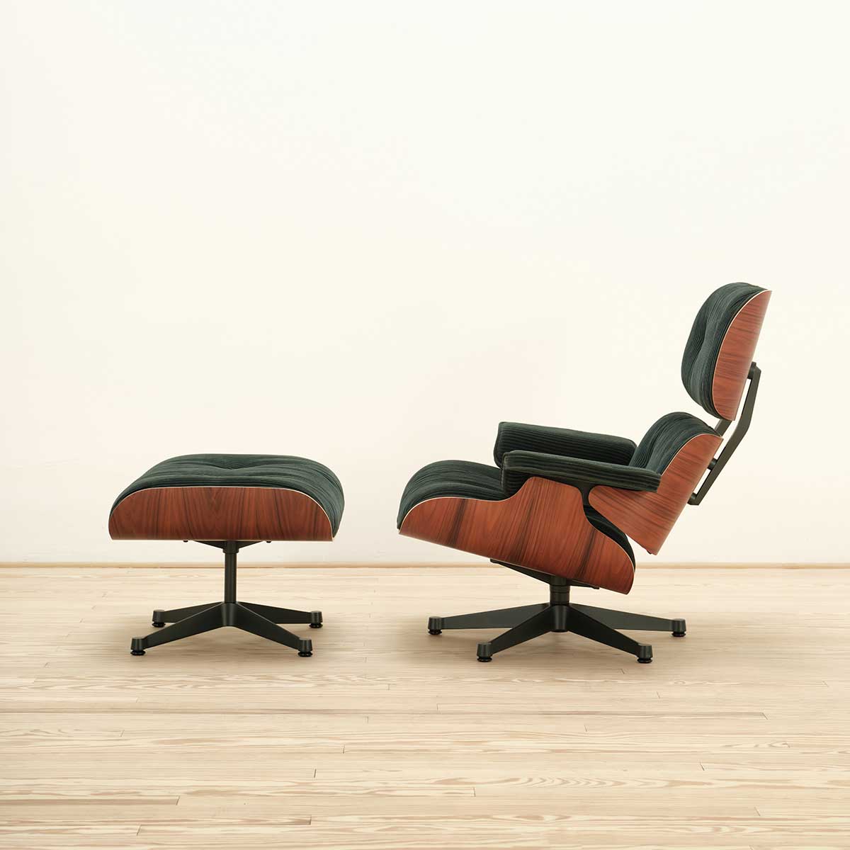 Eames Lounge Chair & Ottoman Pana - Vitra