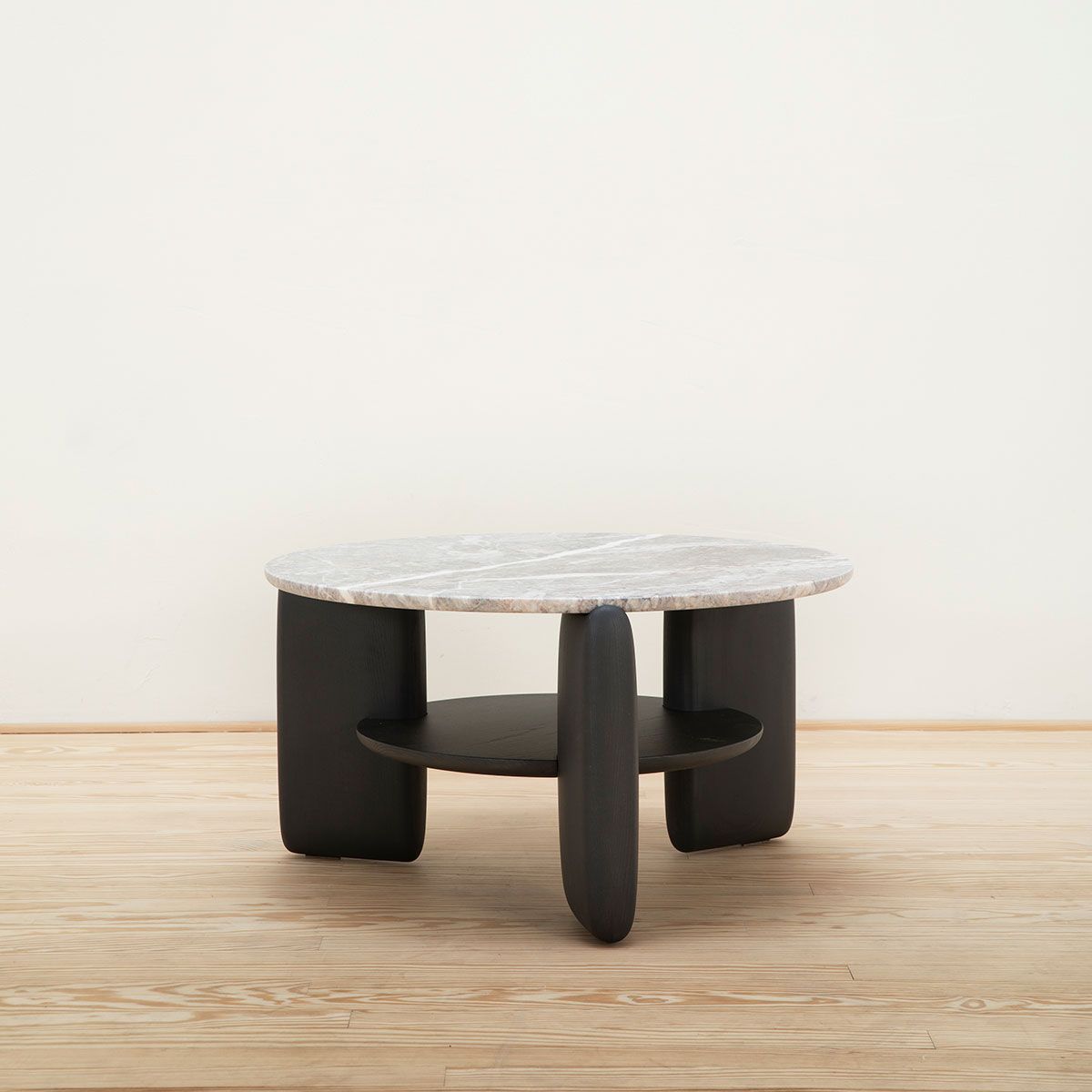 Mesa auxiliar Kanji - Tacchini Mesa auxiliar Kanji - Tacchini