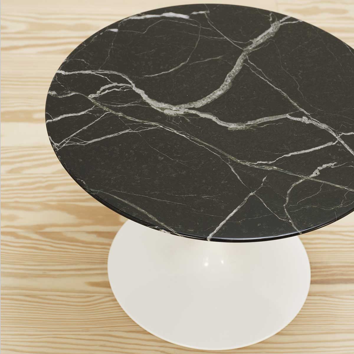 Mesa Tulip Saarinen Coffee 51 Levanto - Knoll