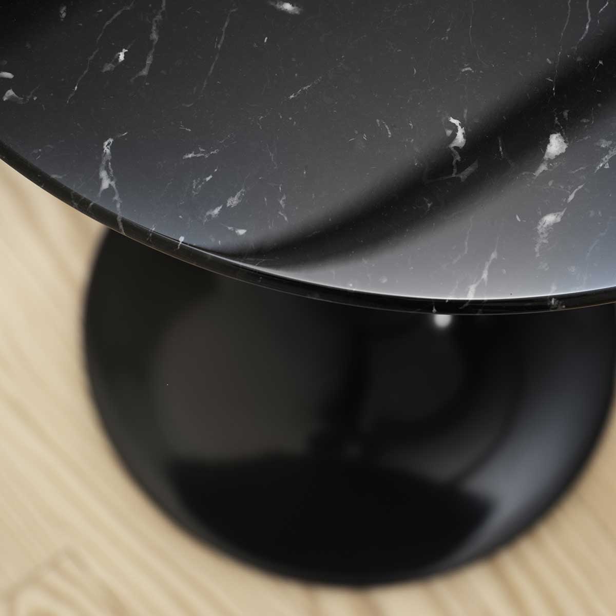 Mesa auxiliar Tulip Saarinen 41 Negro Marquina - Knoll