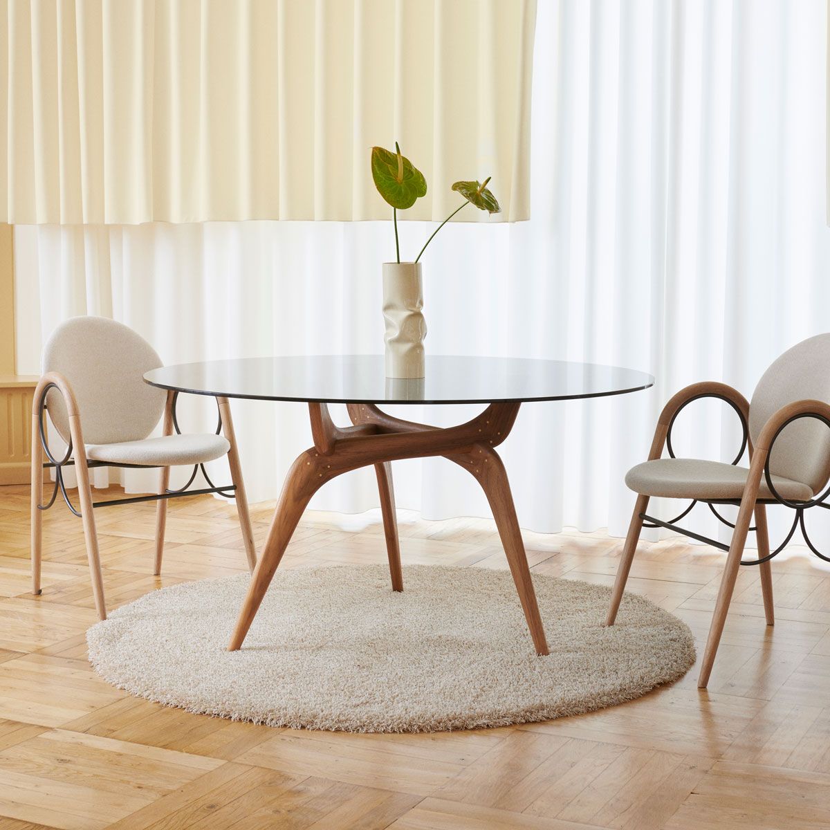 Mesa TRIIIO Cristal - Brdr. Krüger Mesa TRIIIO Cristal - Brdr. Krüger