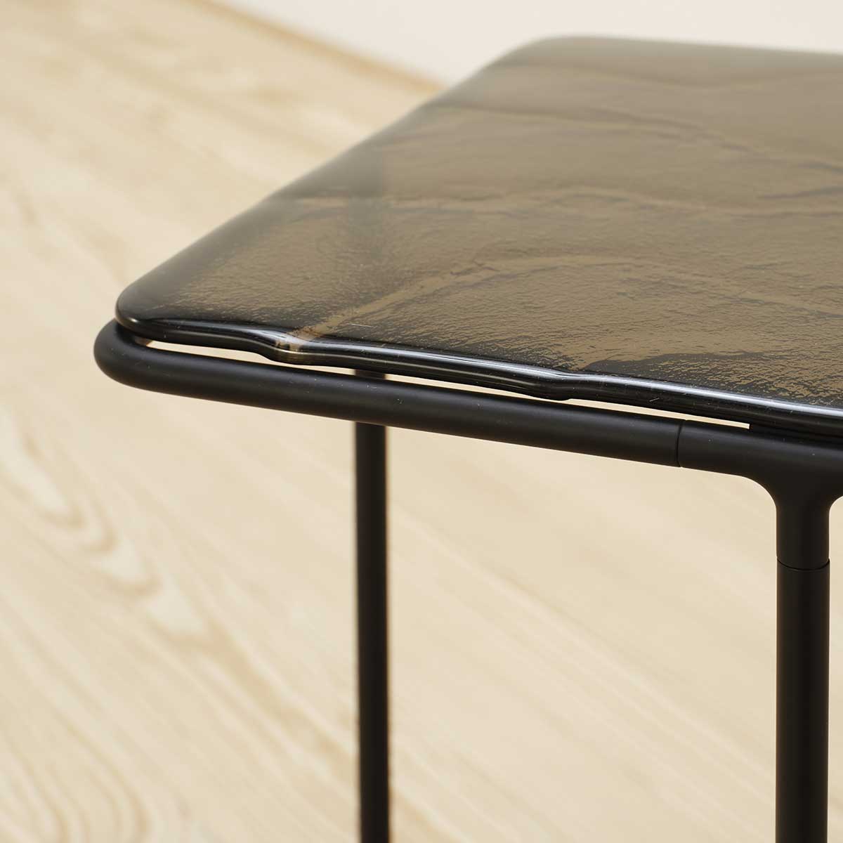 Mesa auxiliar Lemante 45 - B&B Italia
