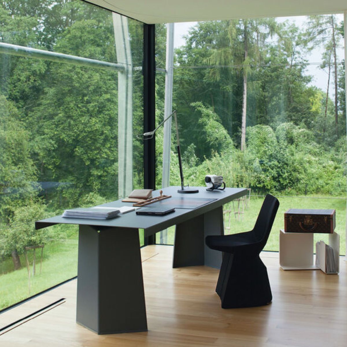 Pallas Table - Classicon