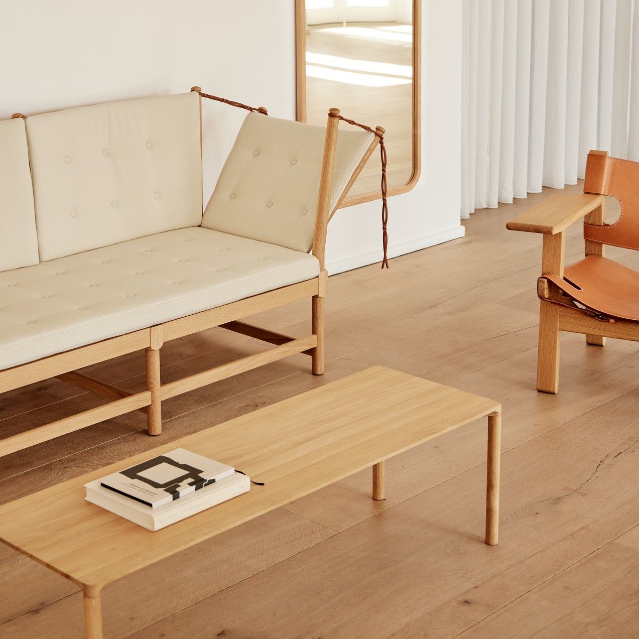 piloti-wood2 Mesa de café Piloti Wood 120 - Fredericia