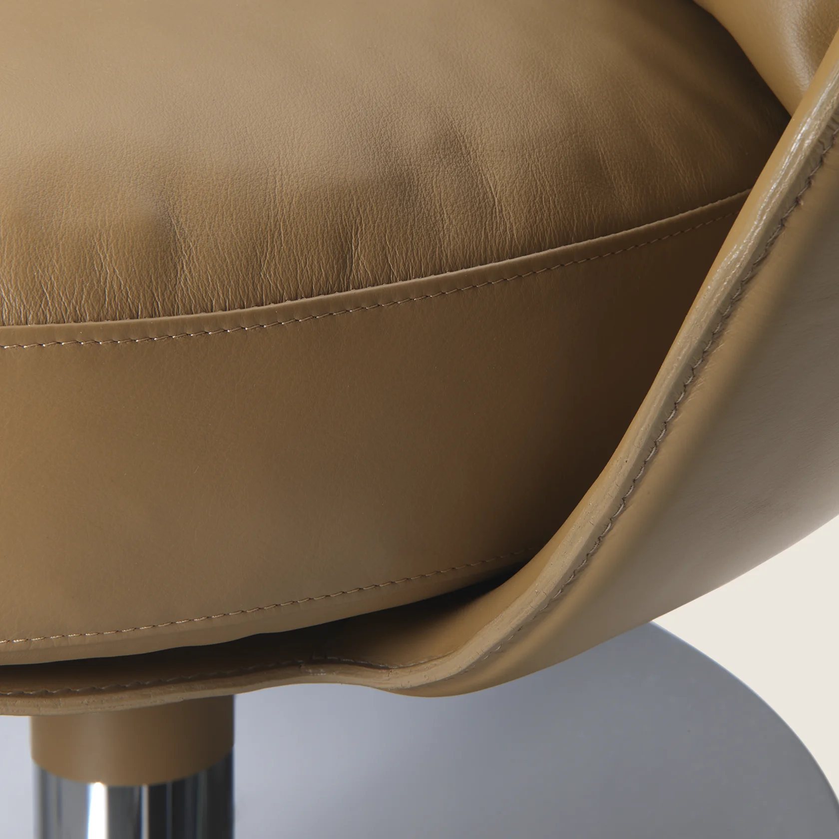 02C123_ERI_SWIVEL_ARMCHAIR_DET_01 Butaca Eri - Flexform