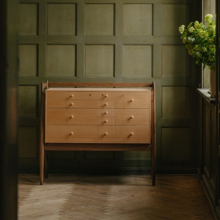 silverware cabinet finn juhl (2) silverware cabinet finn juhl (2)