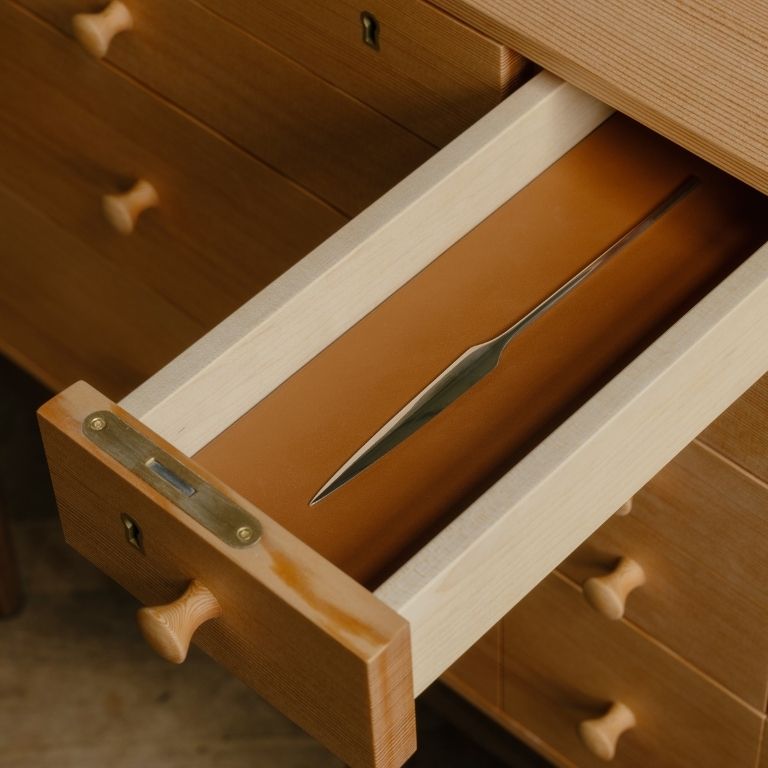 silverware. cabinet finn juhl edición especial silverware. cabinet finn juhl edición especial