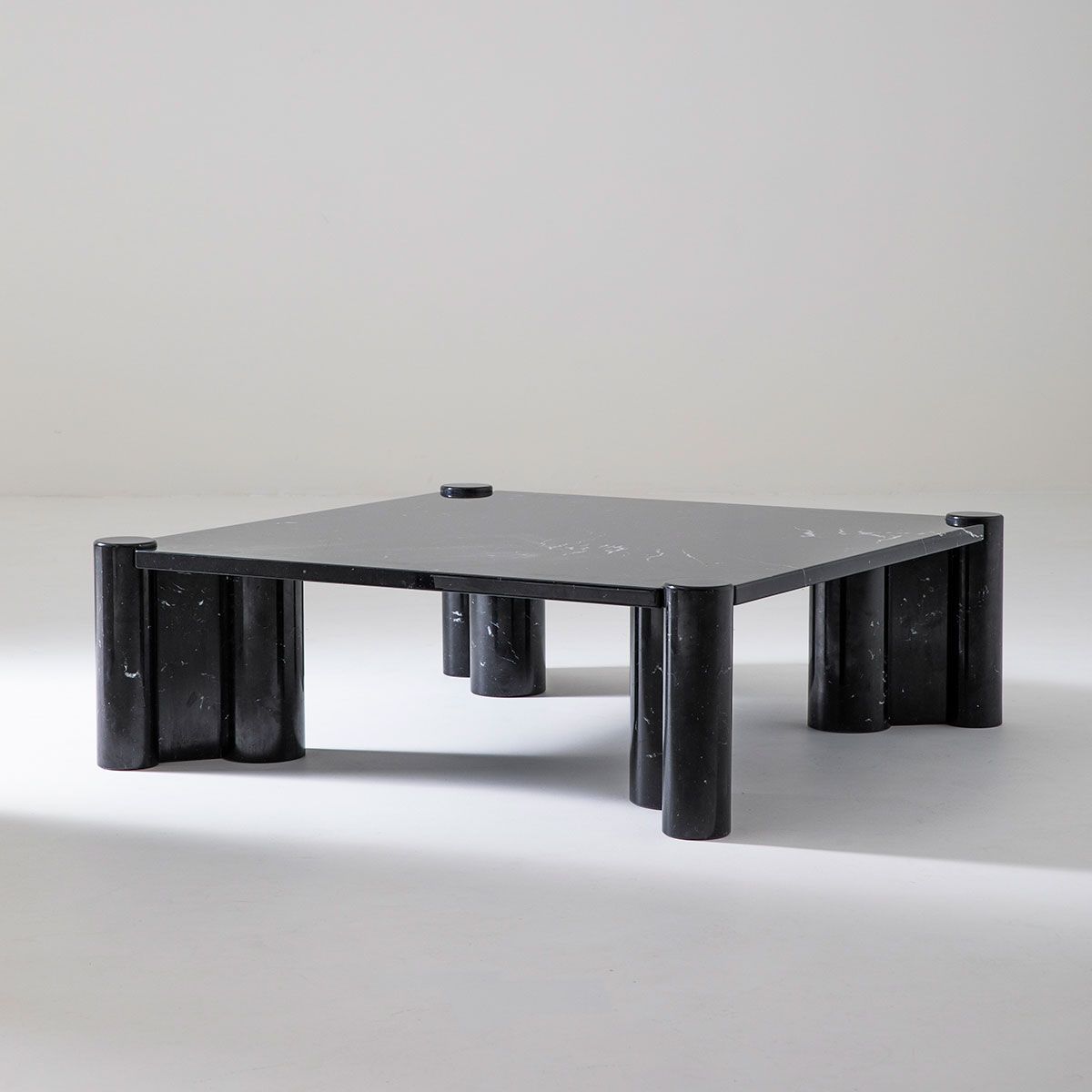 Mesa de centro Jumbo Nero marquina Knoll 2.jpg Mesa de centro Jumbo Nero marquina Knoll 2.jpg