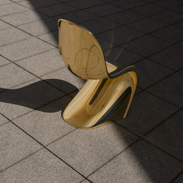 9950807 Panton Chair Classic Gold