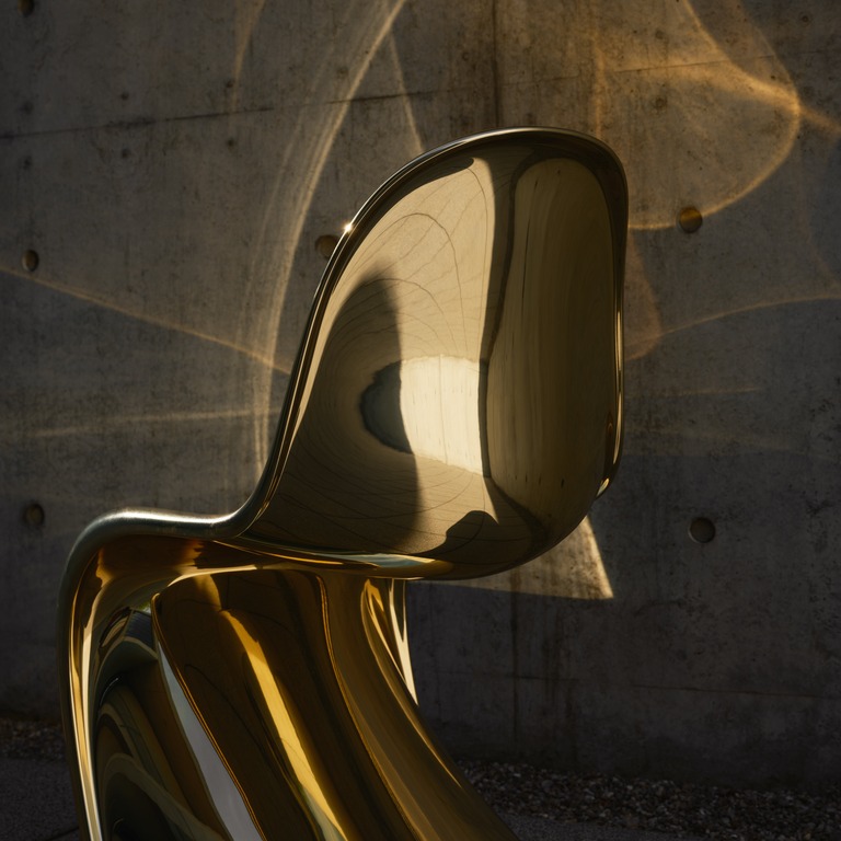 9950868 Panton Chair Classic Gold